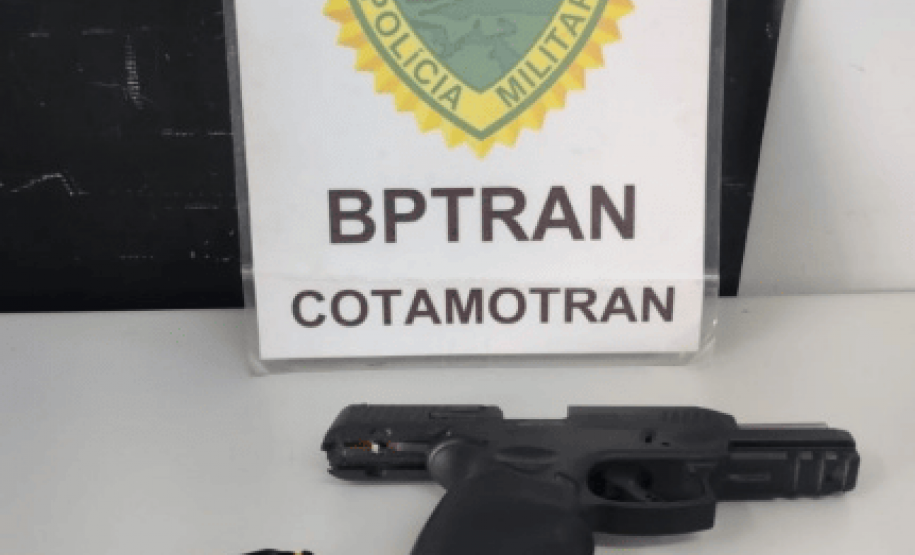 BPTRAN ENCONTRA ARMA DURANTE OPERAÇÃO BLOQUEIO EM CURITIBA