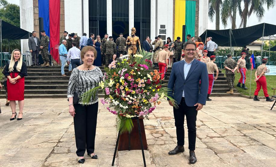 PMPR participa de solenidade alusiva aos 131 anos do Cerco da Lapa