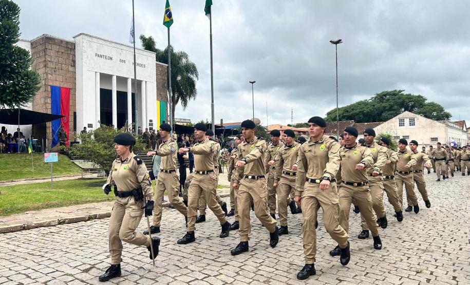 PMPR participa de solenidade alusiva aos 131 anos do Cerco da Lapa