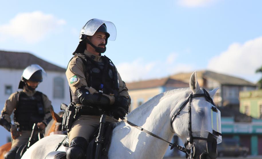 A atuação da PMPR contou com diversas modalidades de policiamento