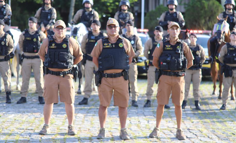 A atuação da PMPR contou com diversas modalidades de policiamento