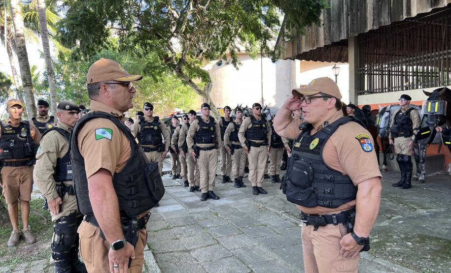 A atuação da PMPR contou com diversas modalidades de policiamento