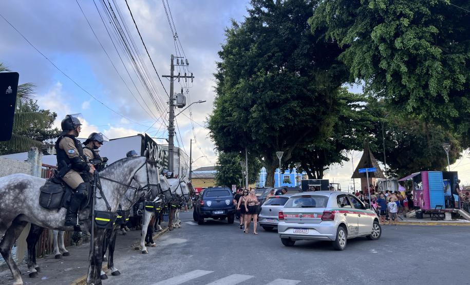 A atuação da PMPR contou com diversas modalidades de policiamento