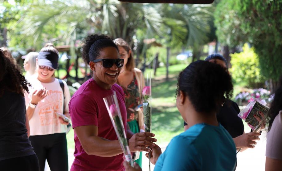 PMPR realiza evento em homenagem às policiais militares no Mês da Mulher