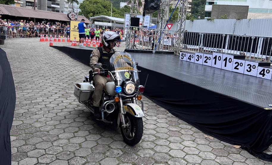 Para assegurar que a prova ocorresse com tranquilidade, a PMPR mobilizou efetivo de diferentes unidades