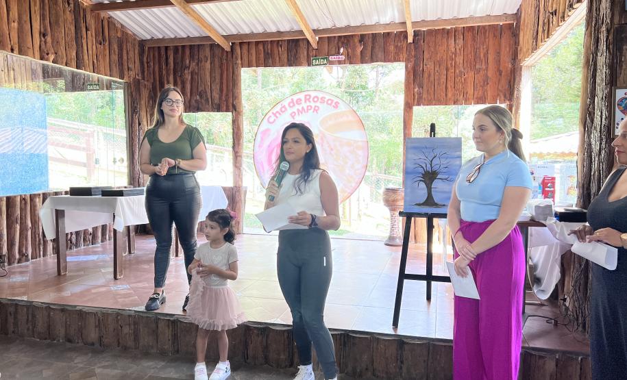 PMPR realiza evento em homenagem às policiais militares no Mês da Mulher