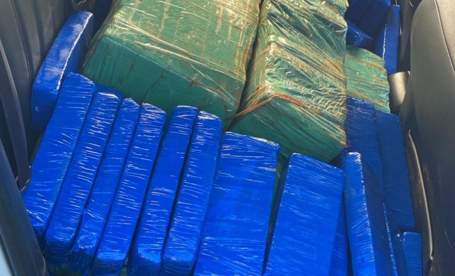 Polícia Militar do Paraná apreende 470 quilos de maconha em rodovia estadual da região Noroeste
