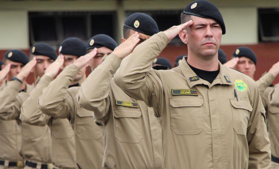 Polícia Militar do Paraná realiza solenidade alusiva a Tiradentes na Academia do Guatupê
