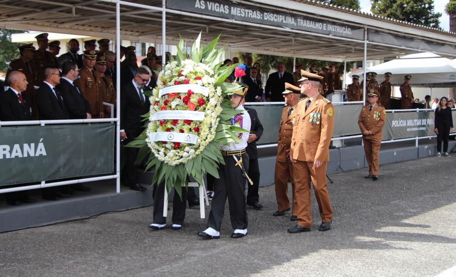 Polícia Militar do Paraná realiza solenidade alusiva a Tiradentes na Academia do Guatupê