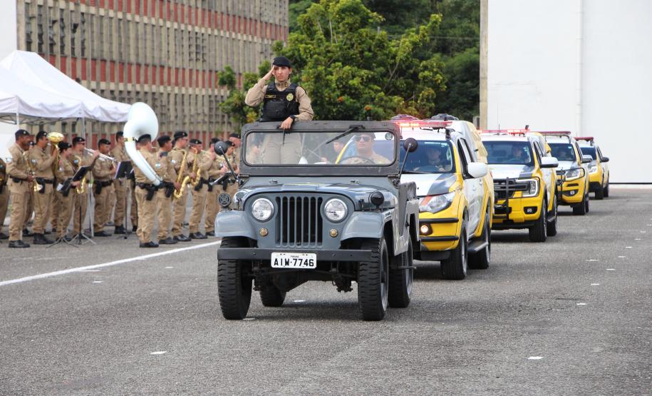 Polícia Militar do Paraná realiza solenidade alusiva a Tiradentes na Academia do Guatupê