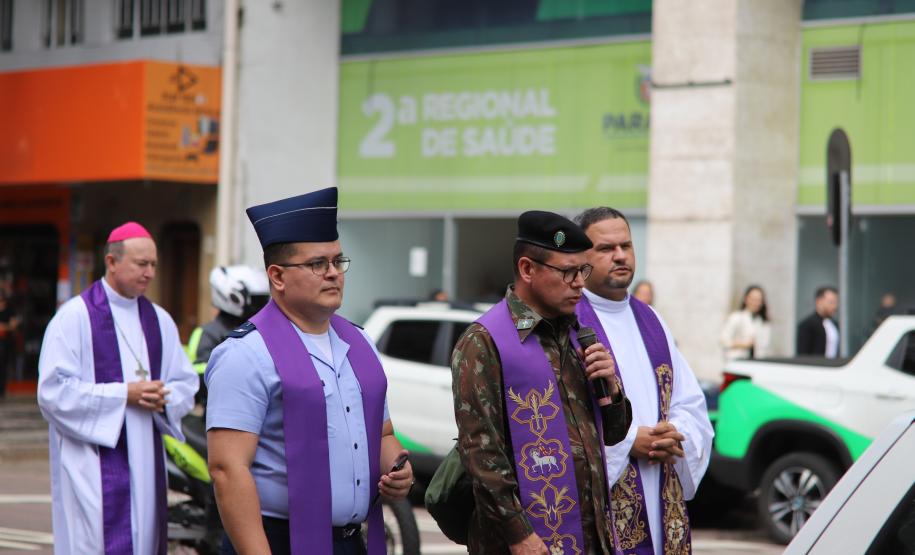 PMPR participa da Caminhada do Jubileu das Forças Armadas e de Segurança Pública