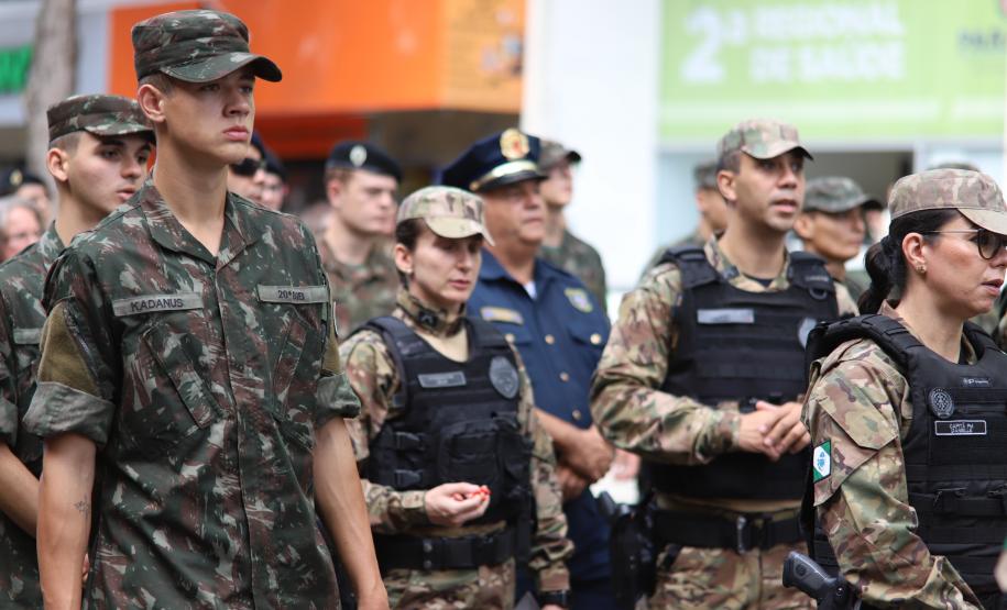 PMPR participa da Caminhada do Jubileu das Forças Armadas e de Segurança Pública