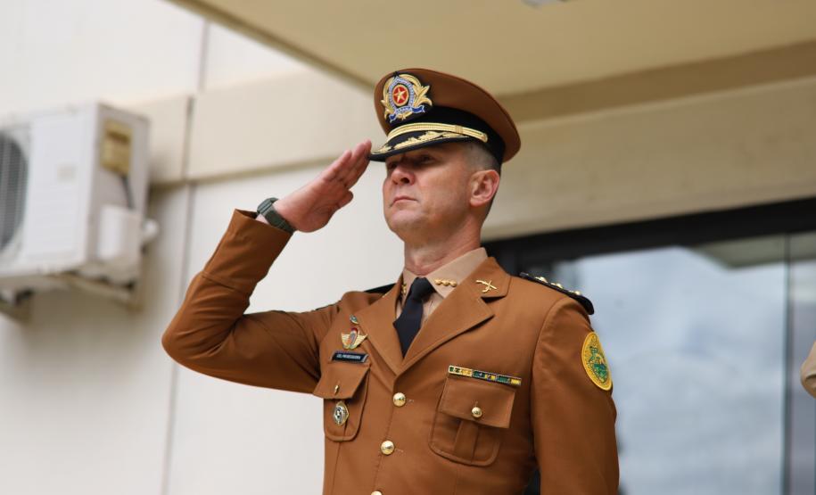 Polícia Militar do Paraná realiza solenidade de entrega do Espadim Tiradentes na Academia do Guatupê