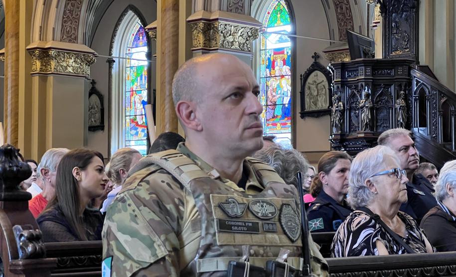 PMPR participa da Caminhada do Jubileu das Forças Armadas e de Segurança Pública