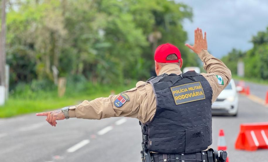 Polícia Militar do Paraná registra quase 6 mil autos de infração de trânsito no feriado; confira o balanço da Operação Páscoa e Tiradentes