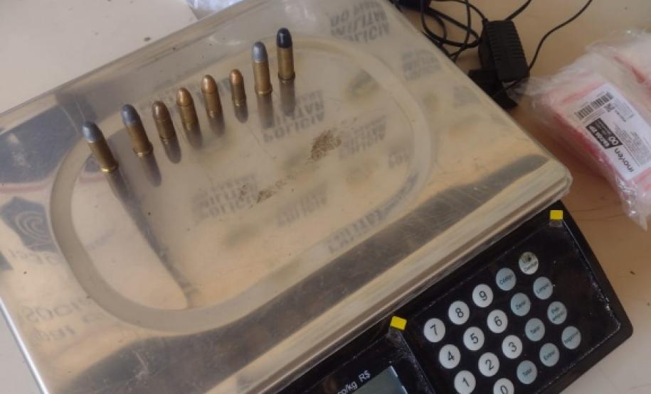 Polícia Militar do Paraná apreende 1,6 quilos de maconha em ação na Zona Norte de Londrina