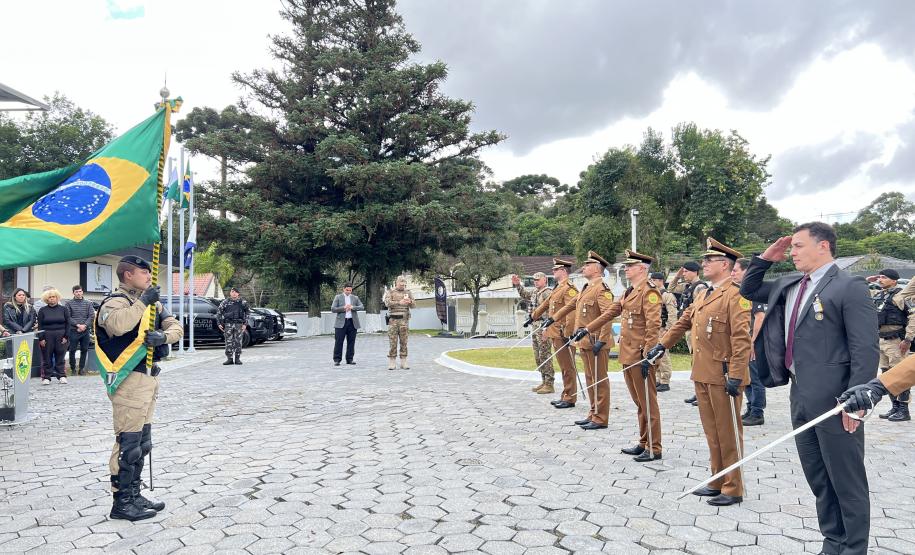 CIROCAM celebra quatro anos com entrega de medalhas e homenagem a herói da corporação