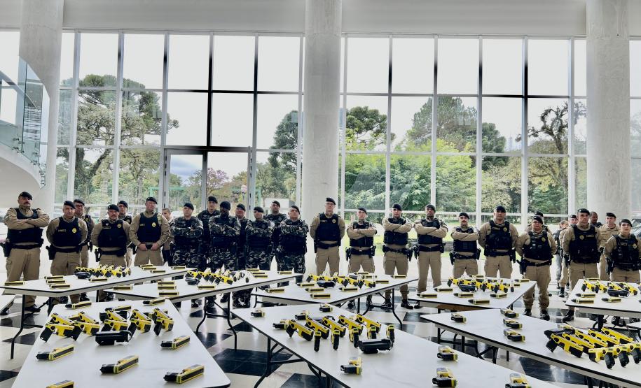 Entrega oficial realizada nesta sexta-feira (23) marca um avanço histórico na modernização das forças de segurança pública do Paraná