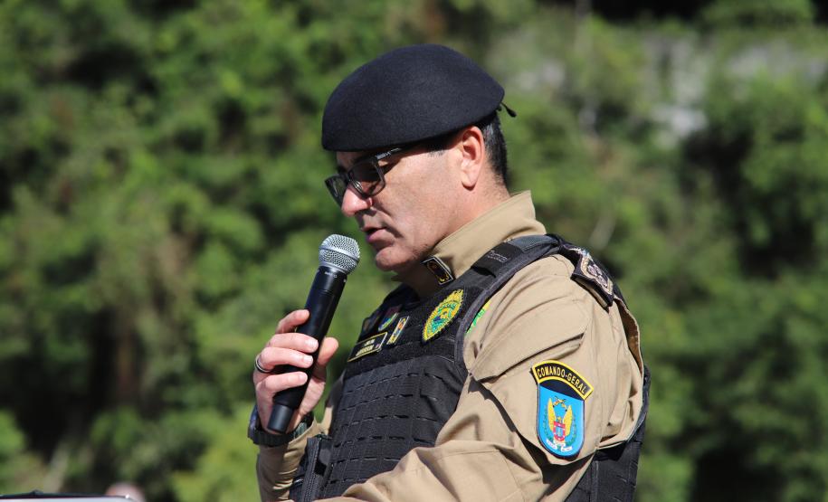 Investimento de R$ 63 milhões: Ratinho Junior entrega 431 motos e viaturas para a PMPR