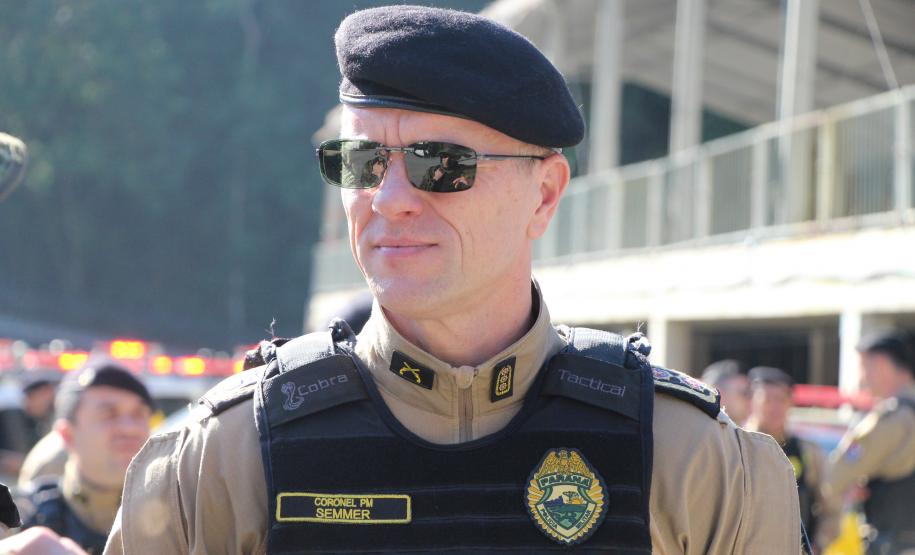 Investimento de R$ 63 milhões: Ratinho Junior entrega 431 motos e viaturas para a PMPR