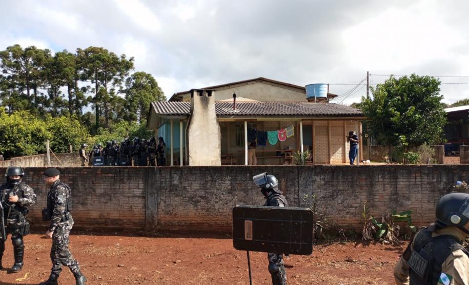 Graças à pronta e firme atuação da Polícia Militar do Paraná (PMPR), a situação foi rapidamente controlada