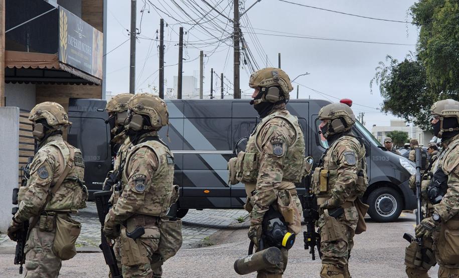 PMPR encerra com sucesso ocorrência onde mãe e filha eram mantidas reféns na região metropolitana da capital