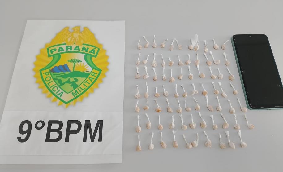 Polícia Militar do Paraná prende motociclista por tráfico de drogas em Paranaguá