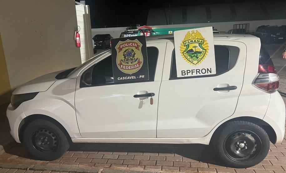 Polícia Militar do Paraná prende um homem que carregava 75 quilos de maconha em seu veículo