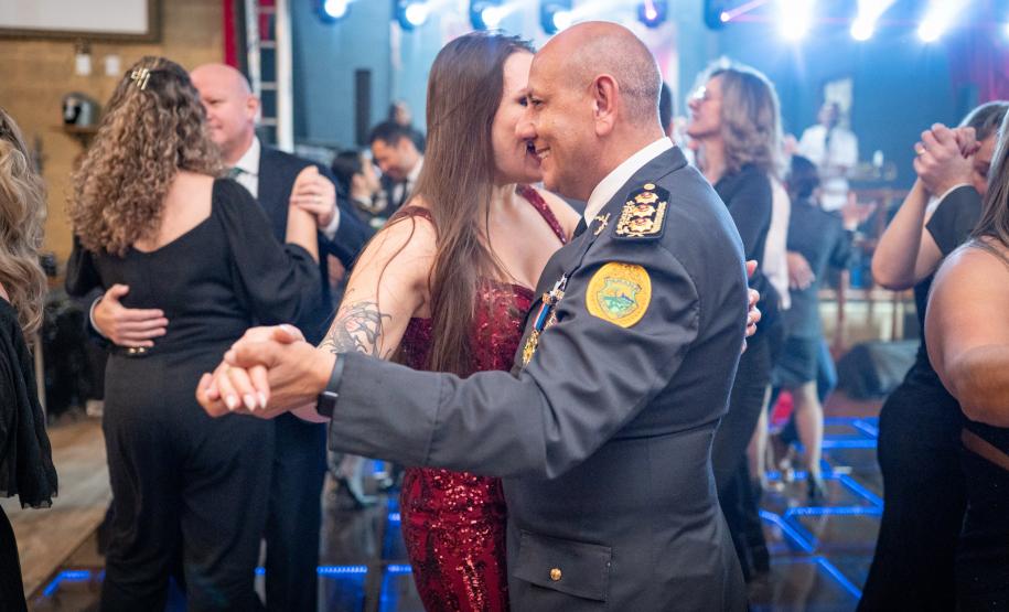 fotos baile do 17º BPM