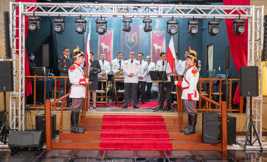 fotos baile do 17º BPM