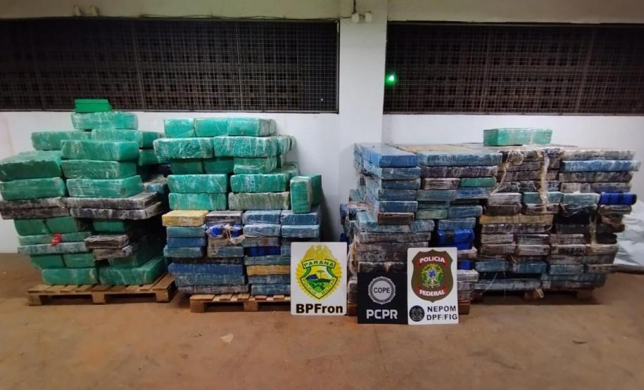Polícia Militar do Paraná apreende mais de quatro toneladas de maconha em Santa Helena