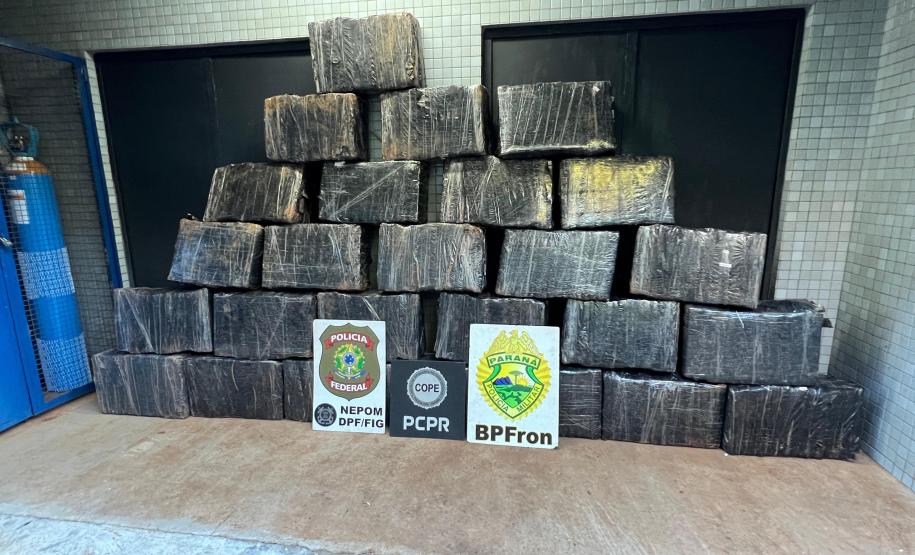 Ação integrada entre PMPR, PCPR e PF resulta na apreensão de 732 kg de maconha em Foz do Iguaçu