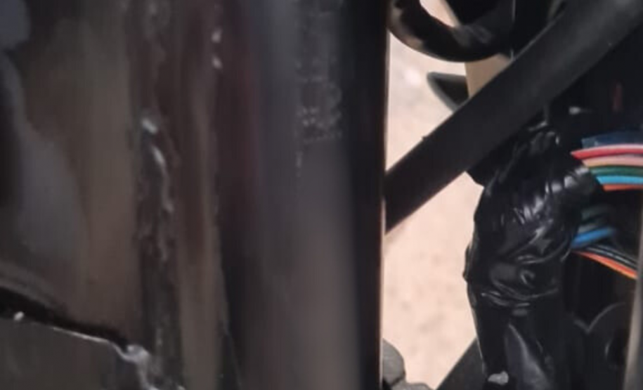 Condutor é preso com droga e motocicleta com sinais identificadores adulterados durante operação do BPTran