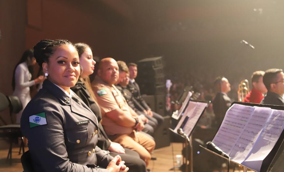 Com o tema “Vozes”, o espetáculo trouxe ao palco uma coletânea musical que revisita a trajetória da banda