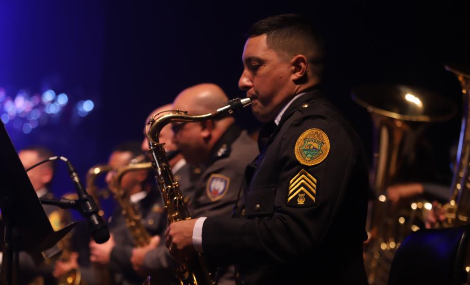 Com o tema “Vozes”, o espetáculo trouxe ao palco uma coletânea musical que revisita a trajetória da banda