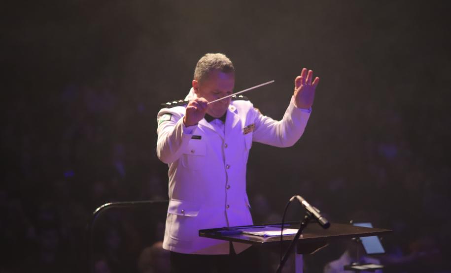 Com o tema “Vozes”, o espetáculo trouxe ao palco uma coletânea musical que revisita a trajetória da banda