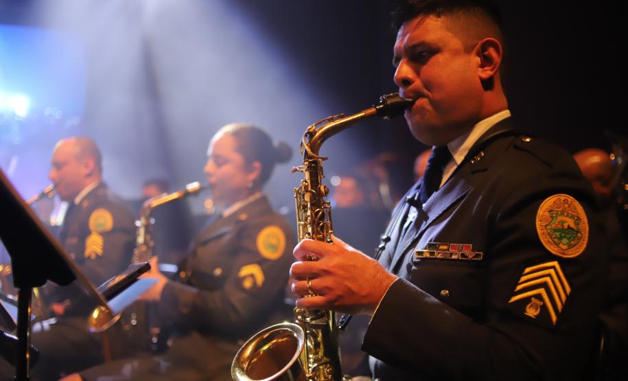 Com o tema “Vozes”, o espetáculo trouxe ao palco uma coletânea musical que revisita a trajetória da banda