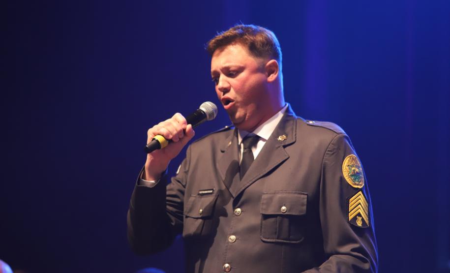 Com o tema “Vozes”, o espetáculo trouxe ao palco uma coletânea musical que revisita a trajetória da banda