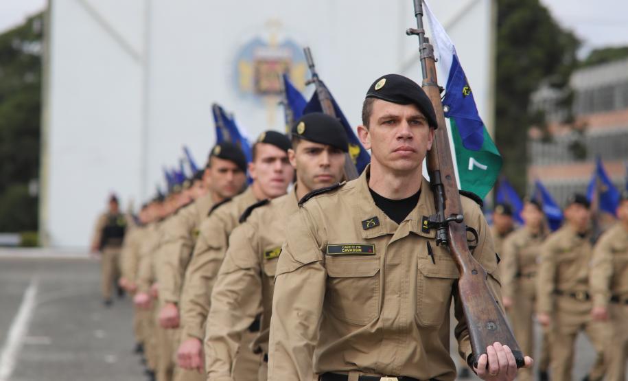 A cerimônia foi marcada por atos simbólicos de homenagem à história e à missão da corporação