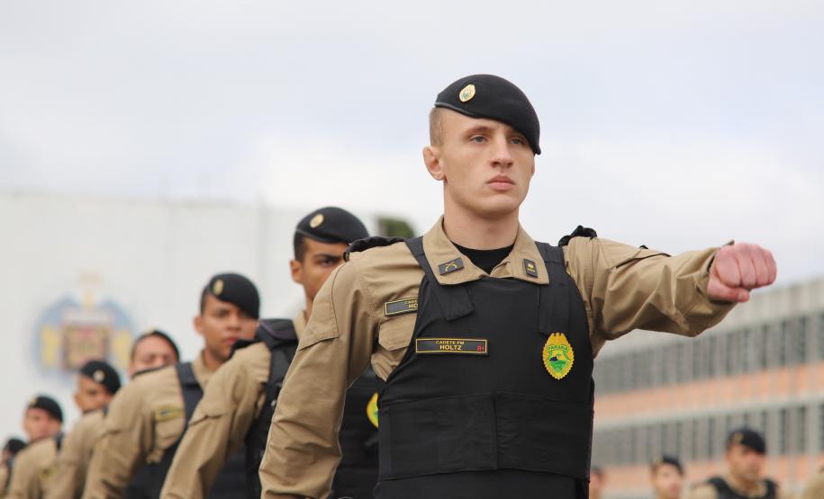 A cerimônia foi marcada por atos simbólicos de homenagem à história e à missão da corporação