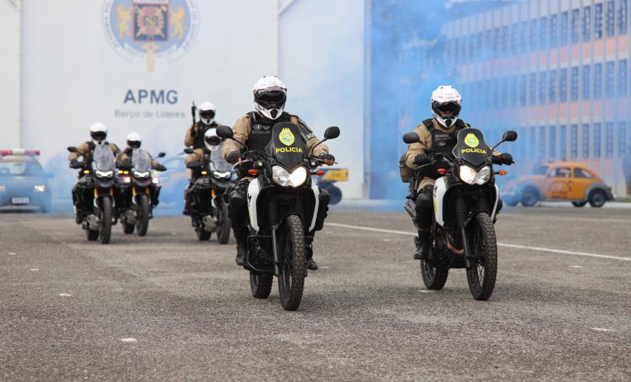 A cerimônia foi marcada por atos simbólicos de homenagem à história e à missão da corporação