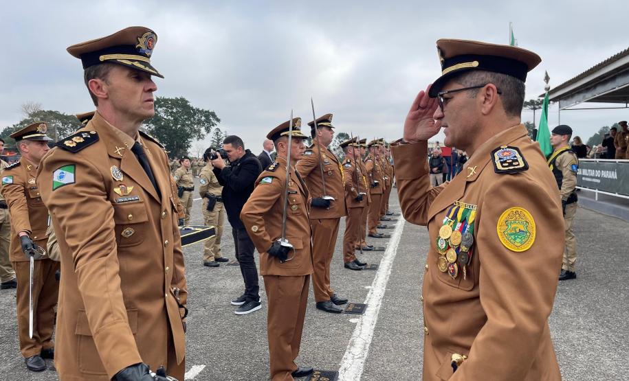 A cerimônia foi marcada por atos simbólicos de homenagem à história e à missão da corporação