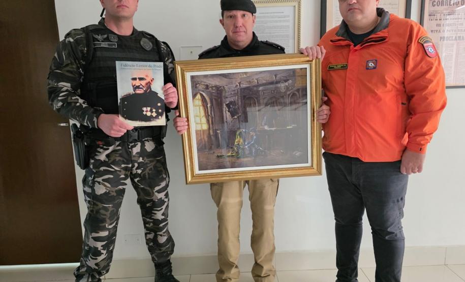 Museu da PMPR recebe doação de herói da Guerra do Paraguai