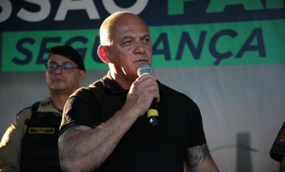 A Polícia Militar participa de maneira estratégica, mobilizando efetivo local e unidades especializadas