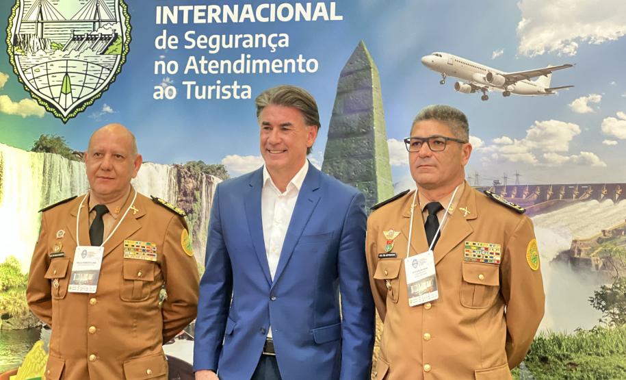 Neste ano, o evento conta com a participação de policiais e representantes de 20 estados brasileiros, do Distrito Federal, de 14 países e da Organização dos Estados Americanos (OEA).