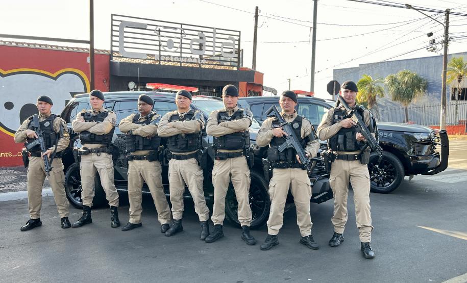 A Polícia Militar participa de maneira estratégica, empregando seu efetivo e unidades especializadas