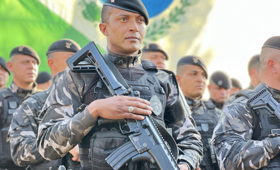 A Polícia Militar participa de maneira estratégica, empregando seu efetivo e unidades especializadas