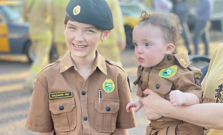 A Polícia Militar participa de maneira estratégica, empregando seu efetivo e unidades especializadas