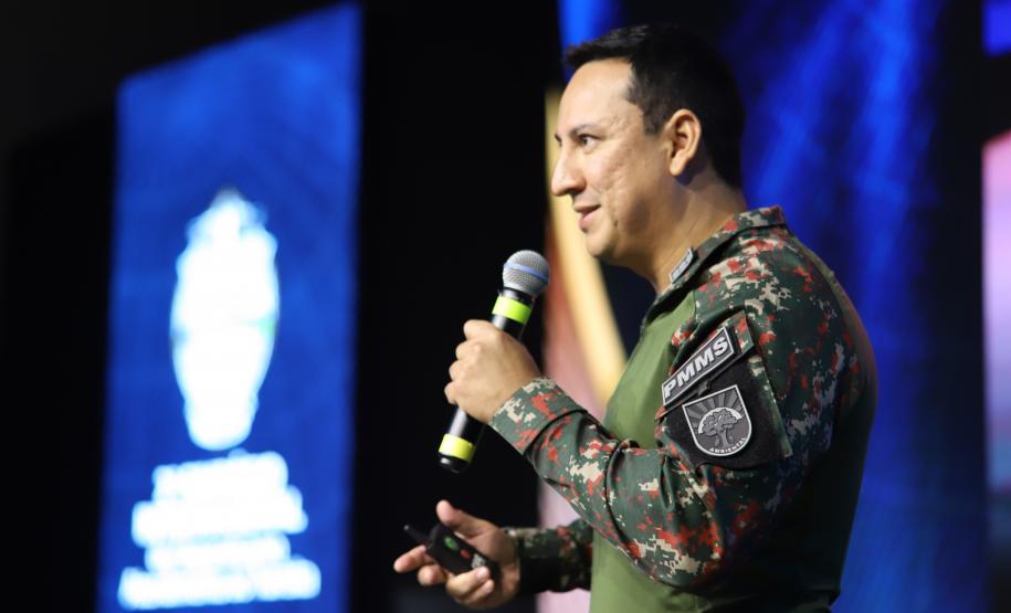 Neste ano, o evento conta com a participação de policiais e representantes de 20 estados brasileiros, do Distrito Federal, de 14 países e da Organização dos Estados Americanos (OEA).