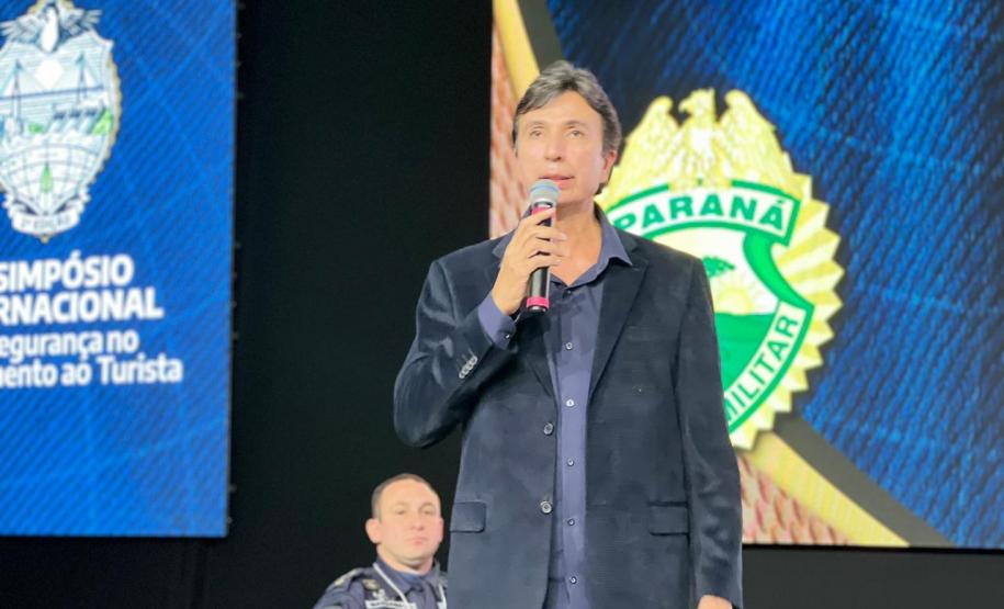 Governador prestigia simpósio internacional da PMPR sobre segurança no turismo